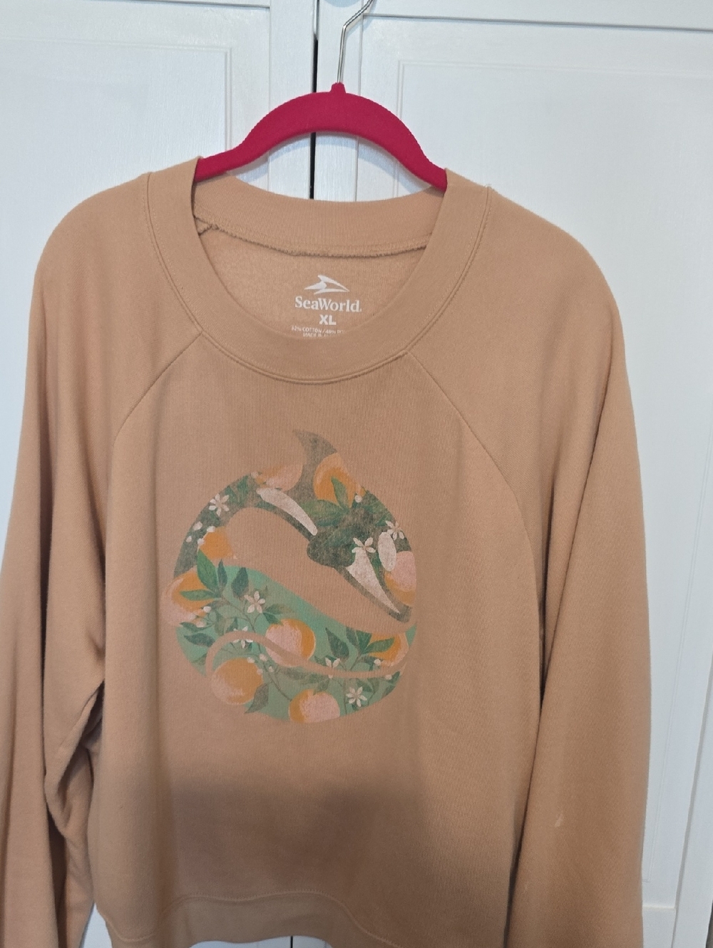 SeaWorld Women's Tan  Sweatshirt New Without Tags